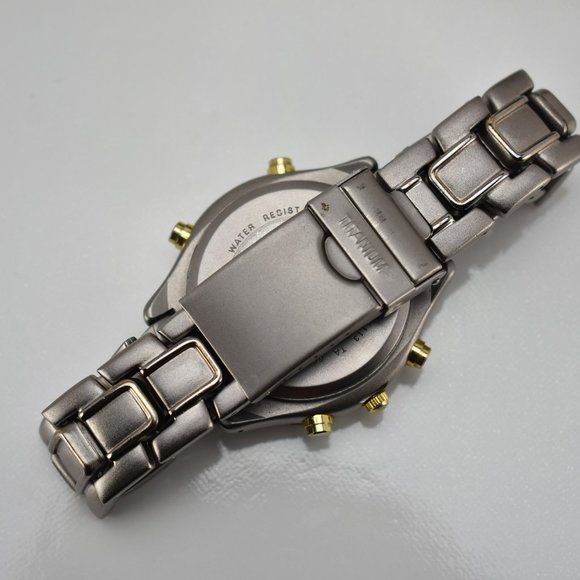 Paul Jardin Men Titanium Chronograph Watch - Picture 7 of 10